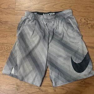 Nike Men's Black and Gray Athletic Shorts